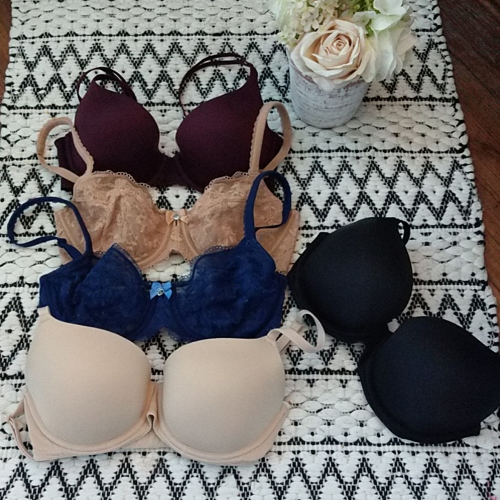 ***SOLD***VS and Aerie Sunnie Demi bundle